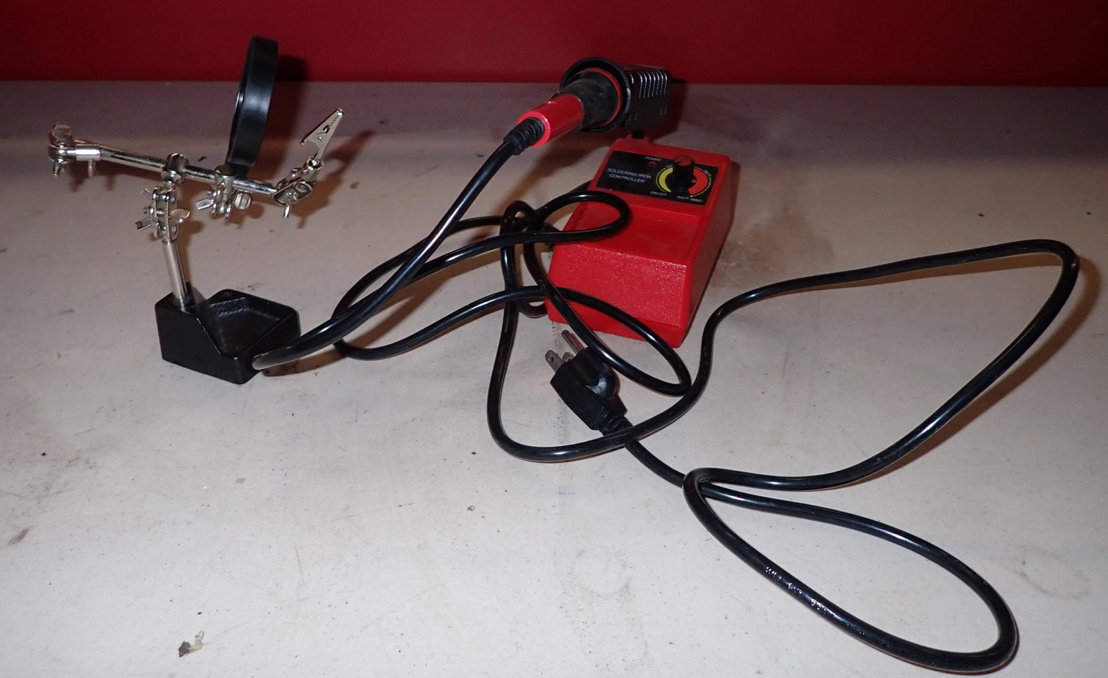 Jewelers Magnifying Glass & Soldering Iron: Getting both