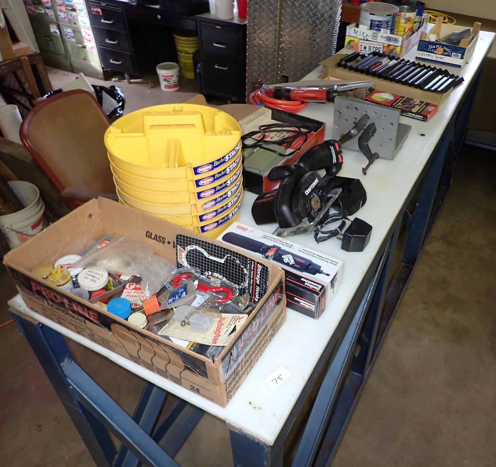 Table Contents: Lot includes all pictured on workbench