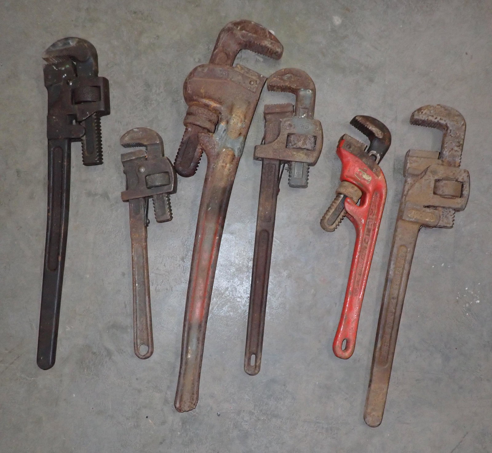 Pipe Wrenches: Largest is 24"