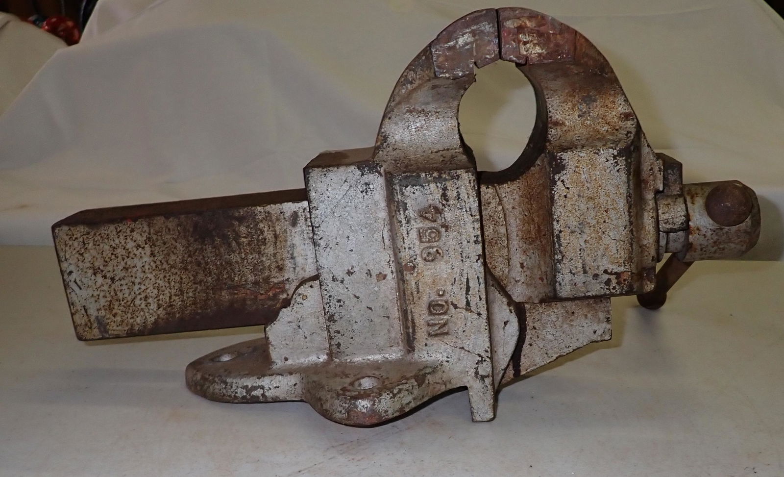 Chas Parker No 954 Vise w/ 4" Jaws: No 954