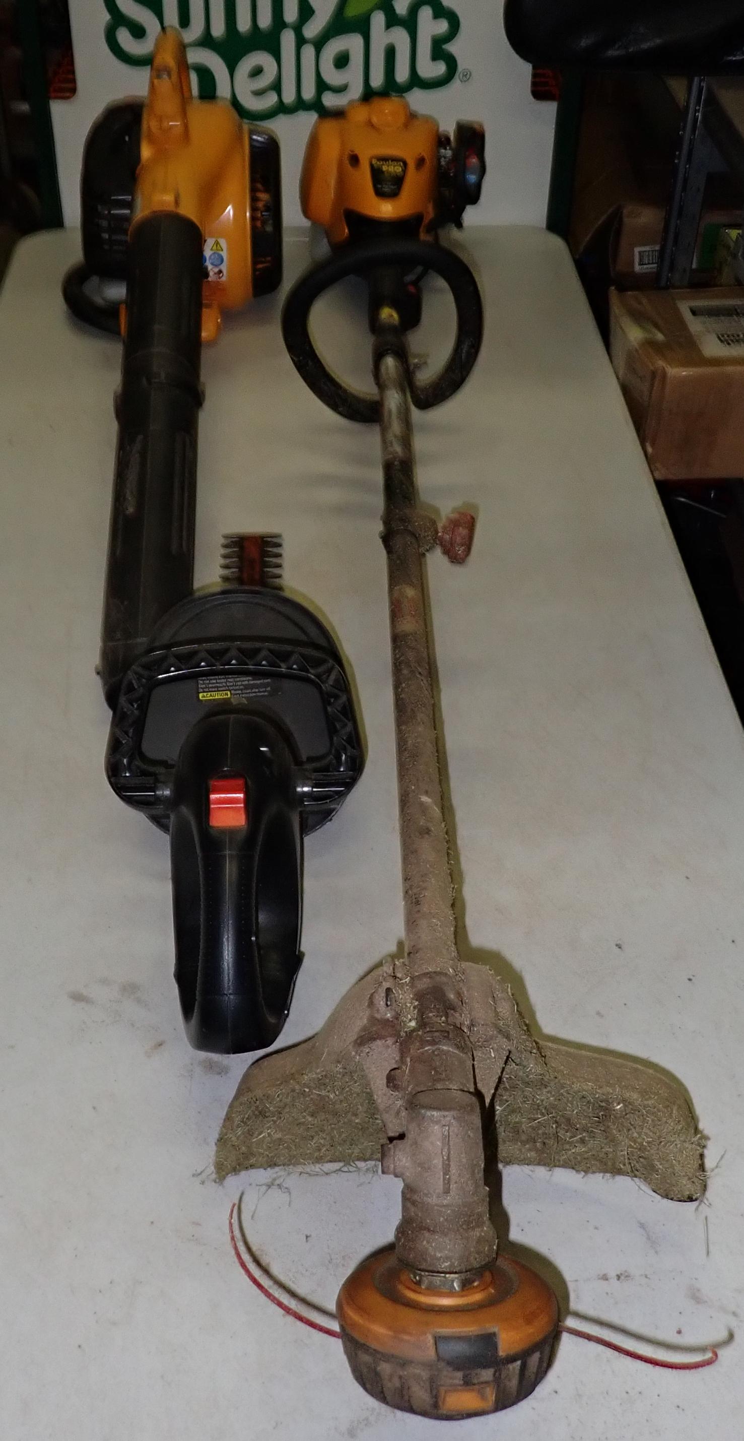 Poulan Leaf Blower String Trimmer B&D Trimmers: Getting all 3 pictured