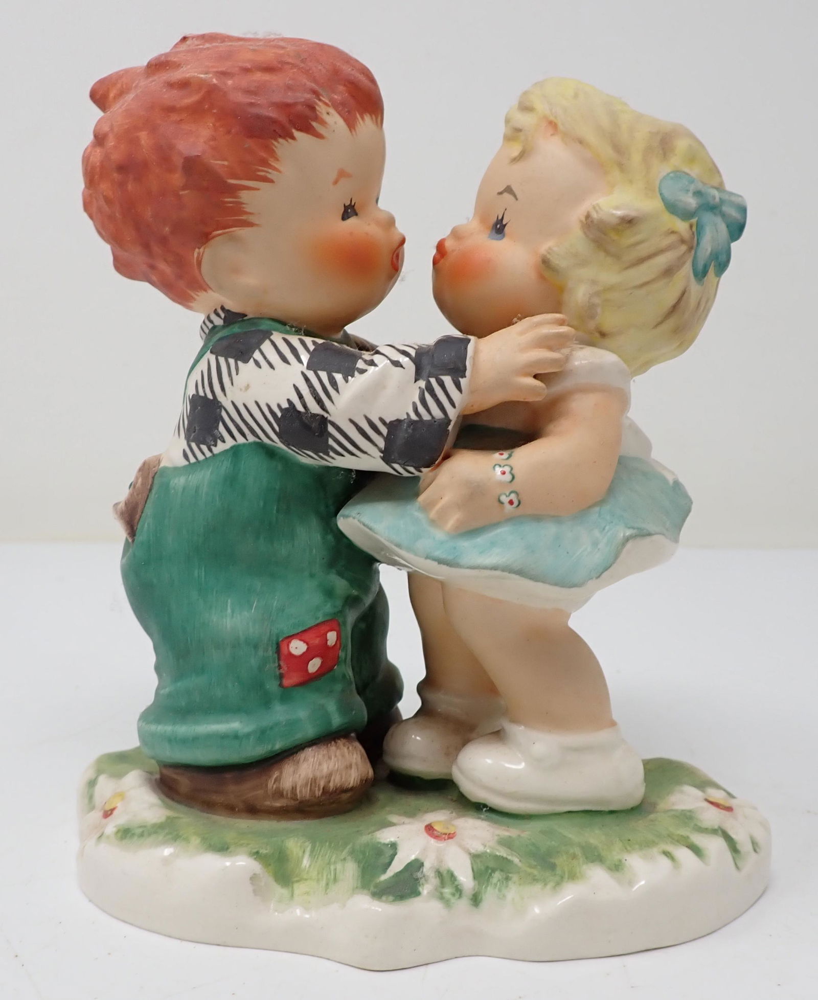 Goebel: Approx 6" tall