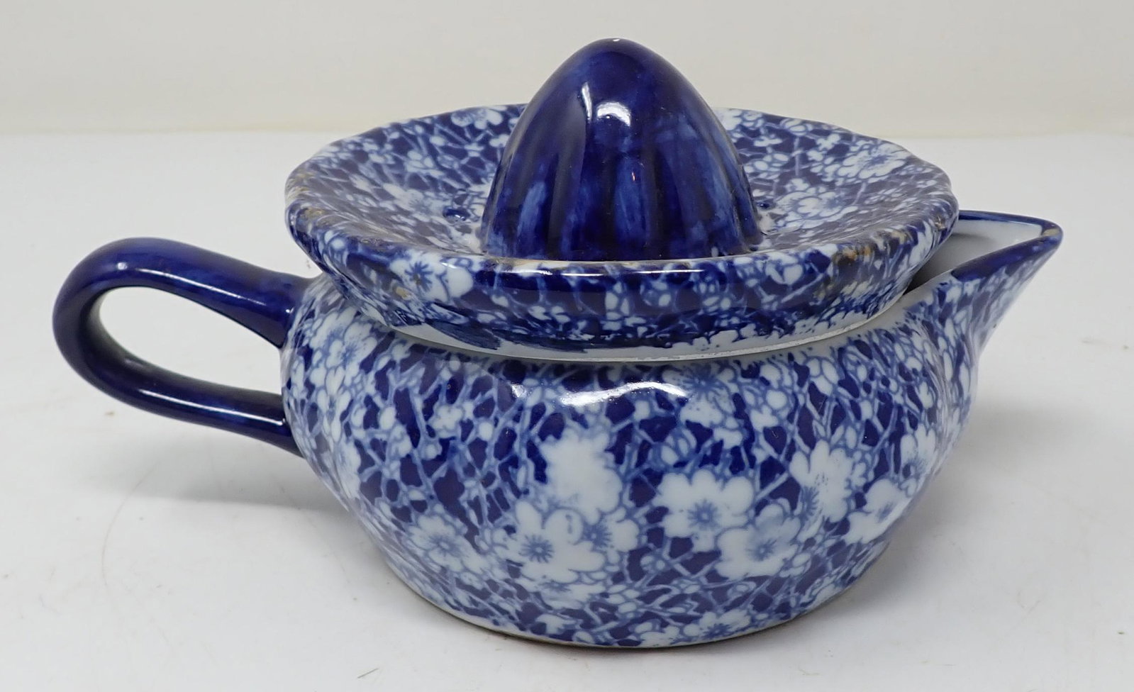 Ironstone Juicer: Approx 5 1/2" in diameter and 4 1/2" tall