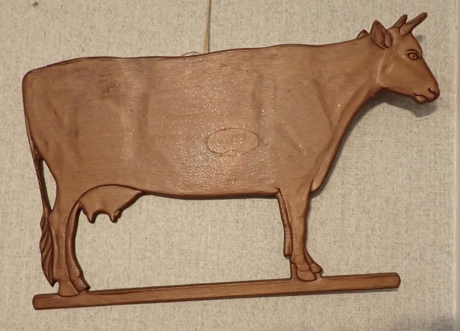 Wooden Cow Wall Hanging: Approx 18 3/4" x 12"