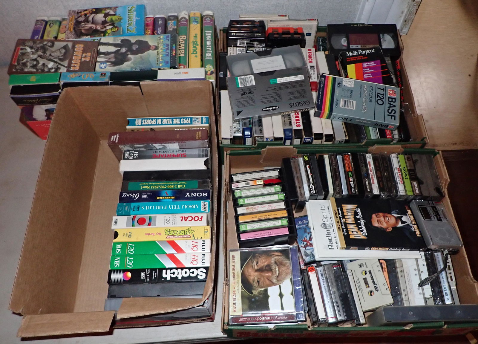 VHS & Cassette Tapes: Getting all pictured