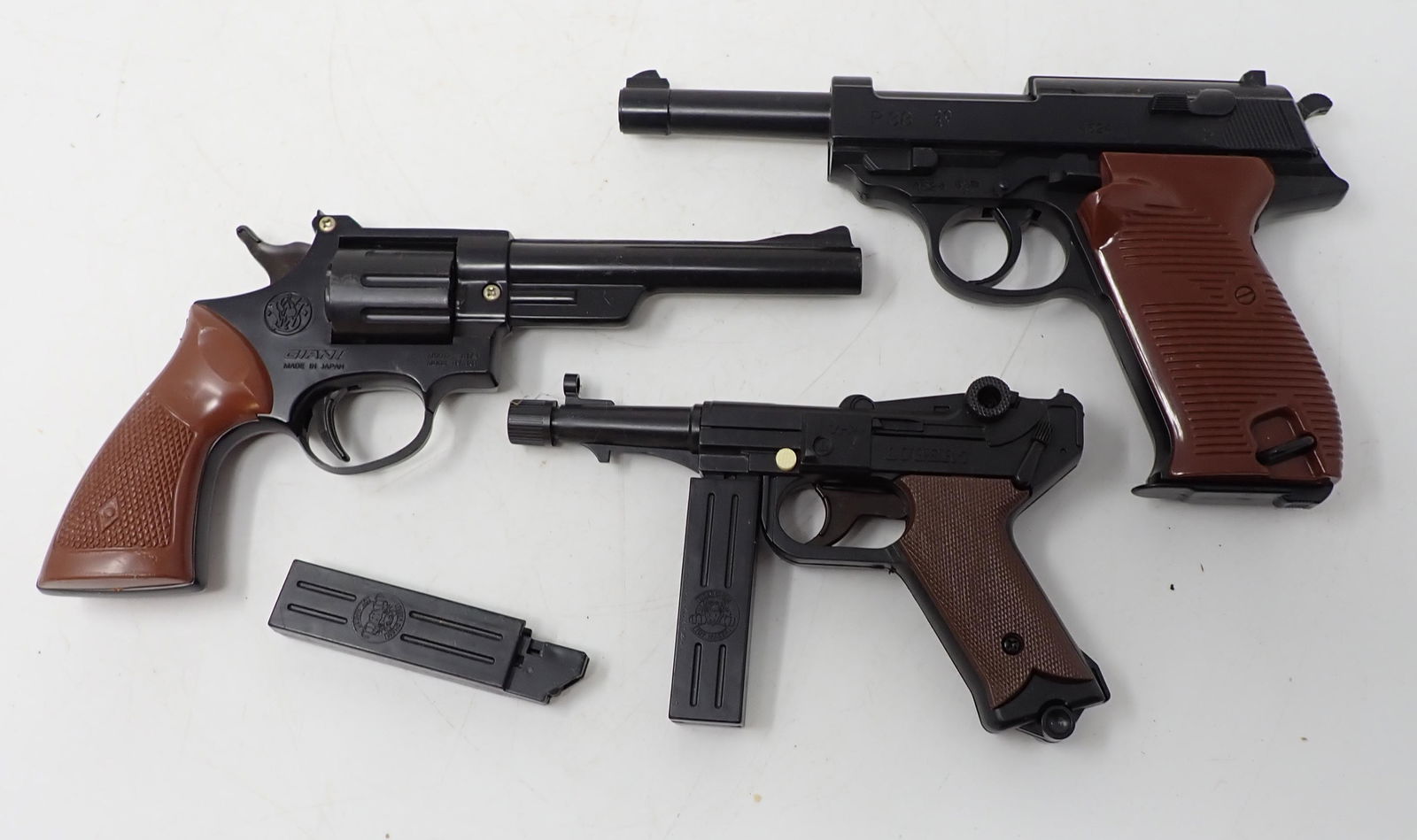 Toy Guns Made in Japan: Largest is approx 8 1/2" long