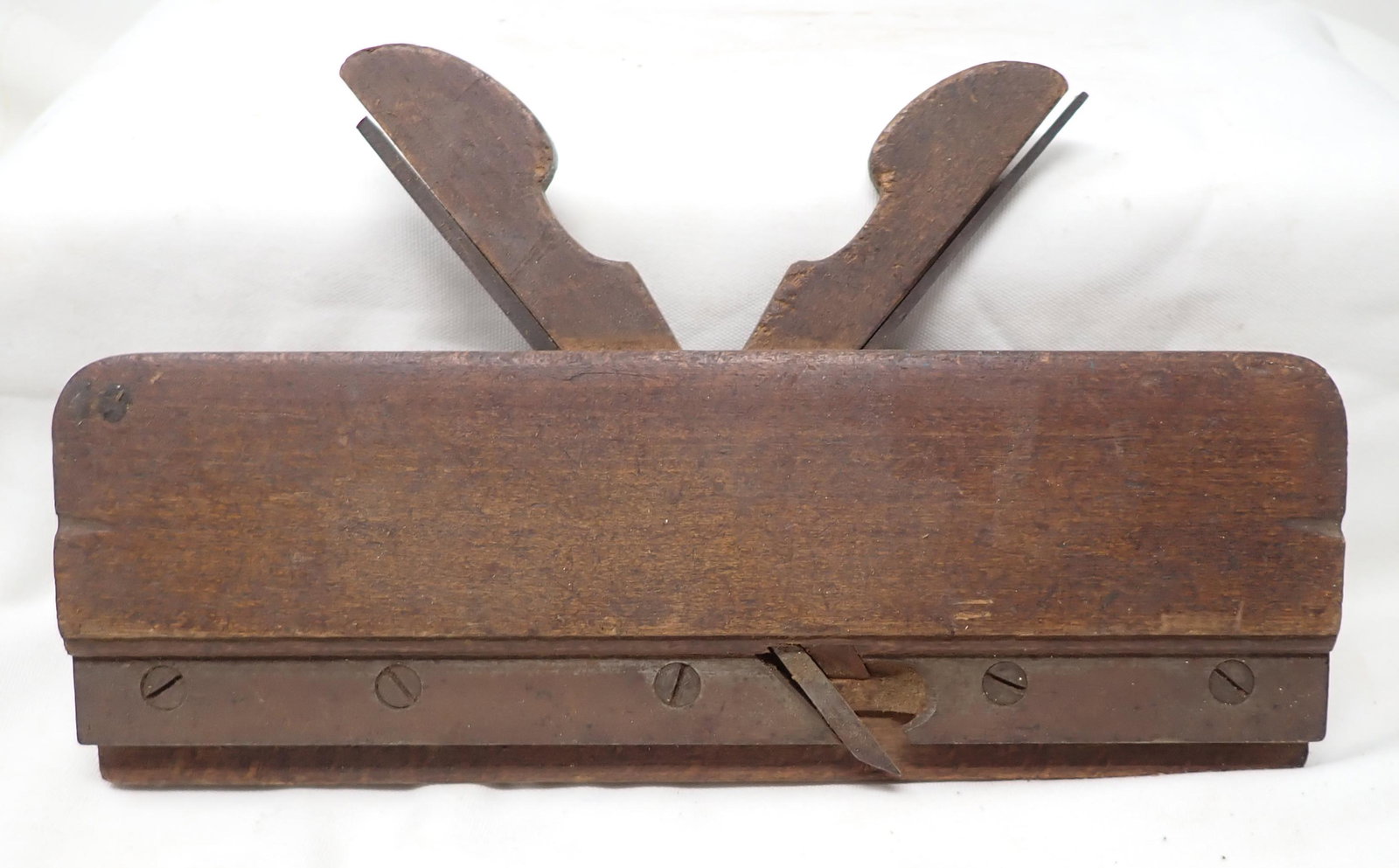 Union No 171 Tongue & Groove Moulding Plane: Apprx 1 1/2" x 9 5/8"