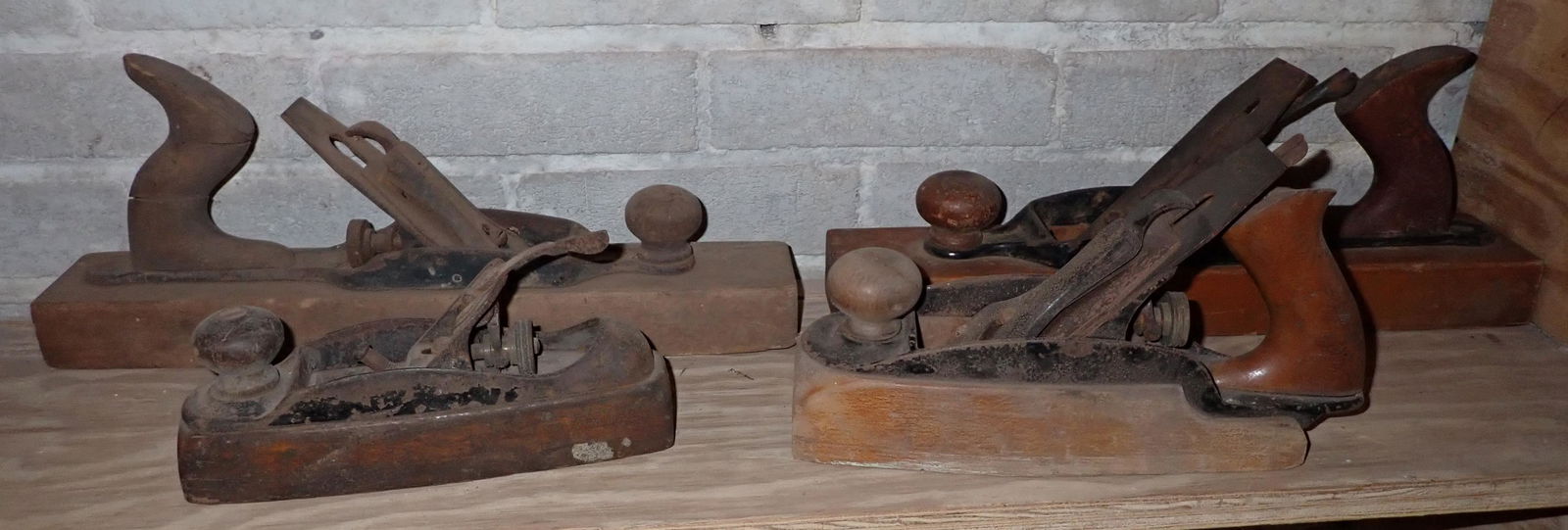 Sargent 8417 Stanley No 36 & Misc Planes: Getting all pictured