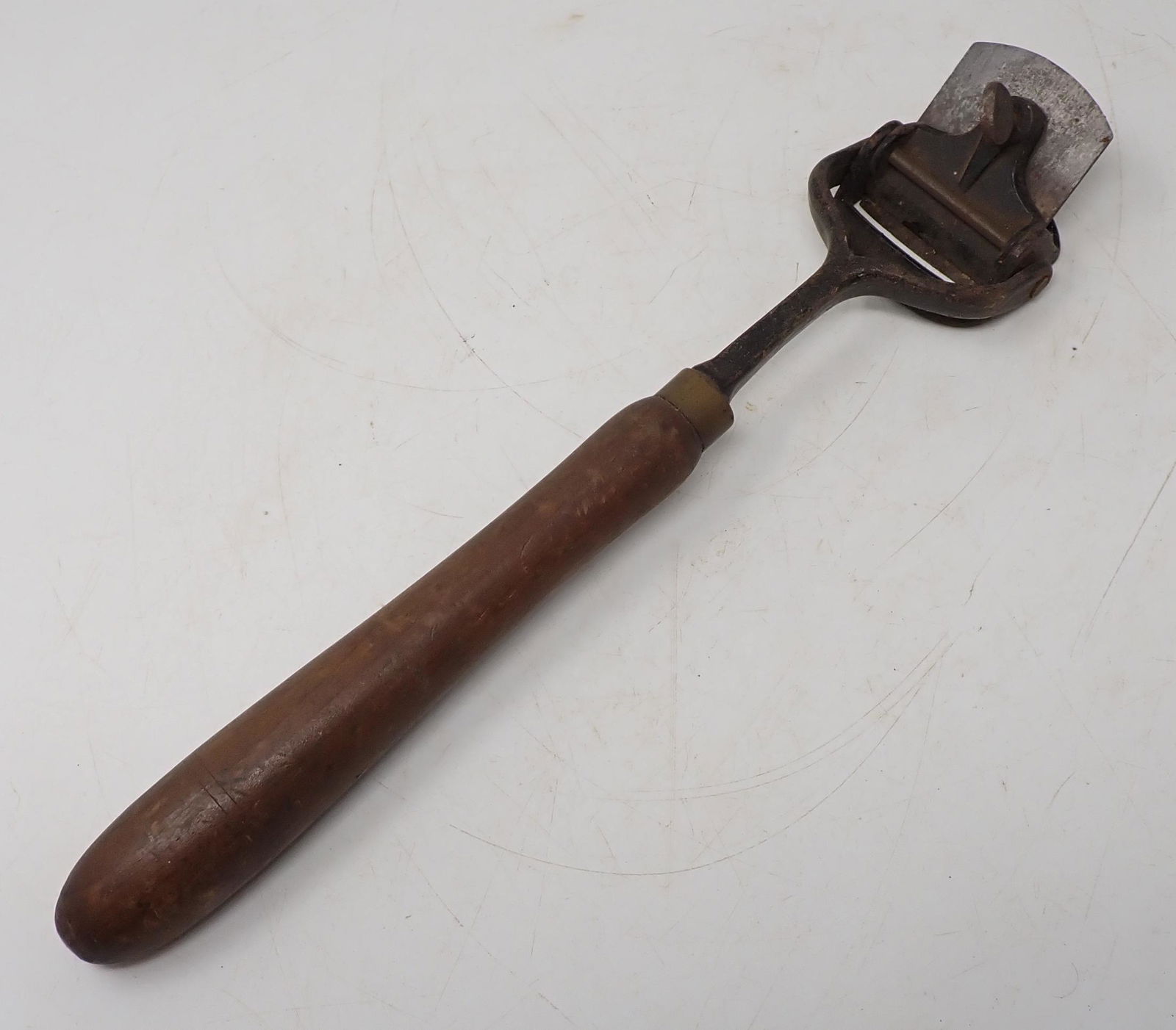 Stanley Cabinet Scraper Plane: Approx 13 1//2" long