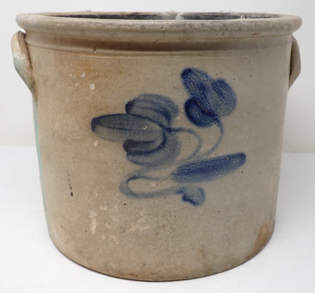 3 Gallon Blue Decorated Crock: Approx 11 3/4" in diameter and 9 3/4" tall