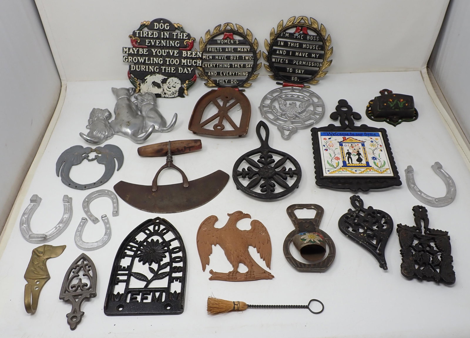 Trivets Wall Plaques & Misc: Getting all pictured