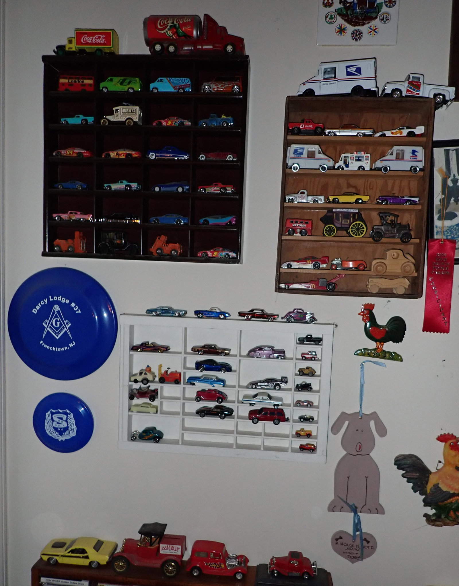 Matchboxes Hot Wheels AMT Model: Lot includes all toys and the 3 shelves. Does not include anything else in pictures. We do not gurantee all parts are in model box