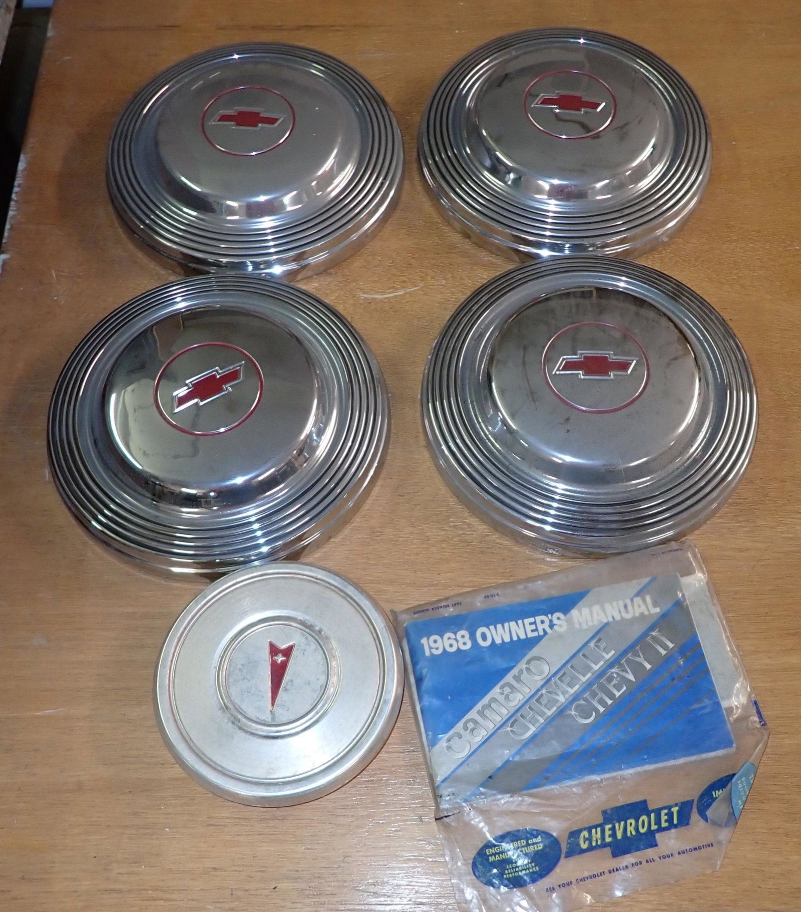 1968 Chevy Camaro Chevelle Manual Hubcaps: Getting all pictured. Not sure what the hubcaps fit.