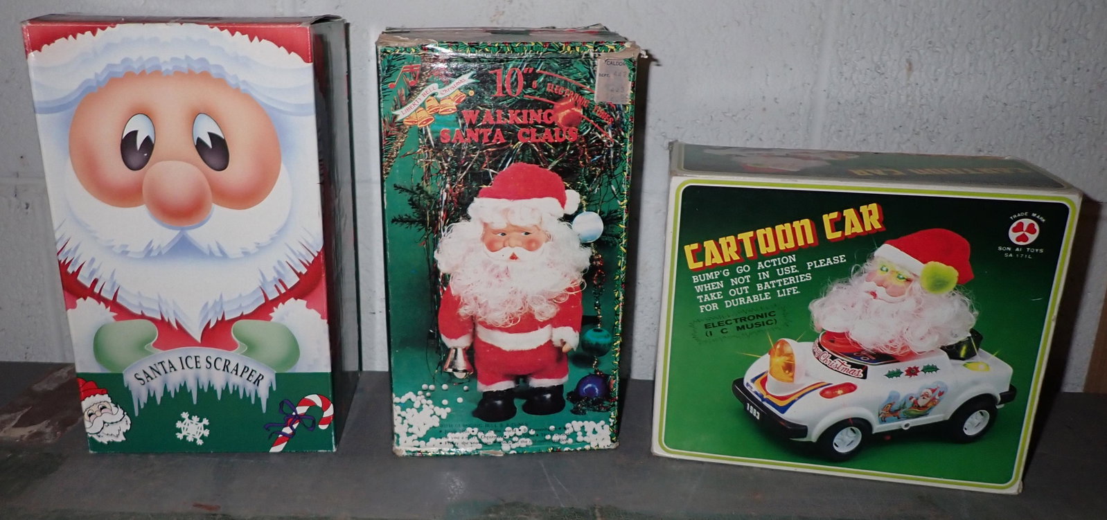 Walking Santa Son Ai Cartoon Car Ice Scraper: Getting all pictured.