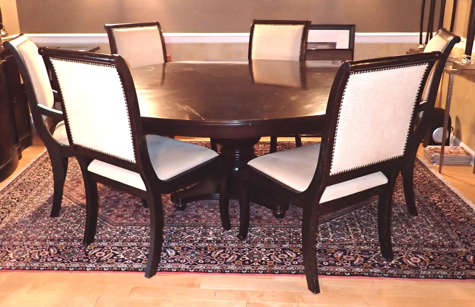 Large Round Dining Table and 6 Chairs: 2 Chairs are arm chairs. Table is apprx 72" in diameter. PICK UP FROM 12-2PM ONLY ! NO EXCEPTIONS.