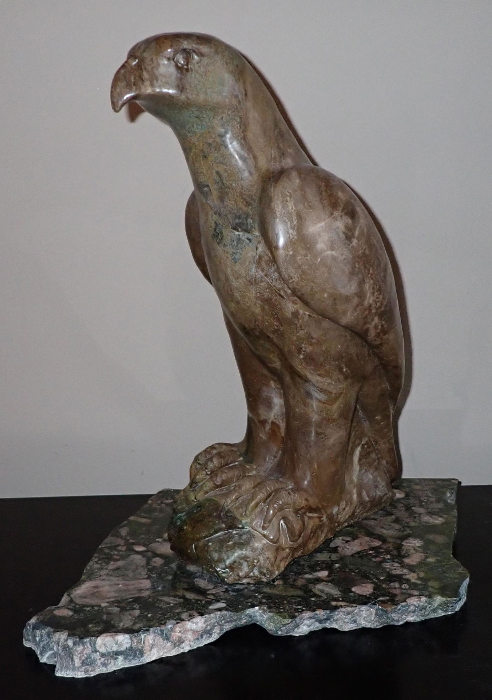 Jonah Runyanga Eagle Stone Sculpture: Approx 7" x 10 1/2" x 18 1/2" tall. Total measurements ( including base ) is approx 15 1/2" x 20" x 19 1/2" tall. If this needs to be shipped, buyer is responsible for setting up the shipping. Contact