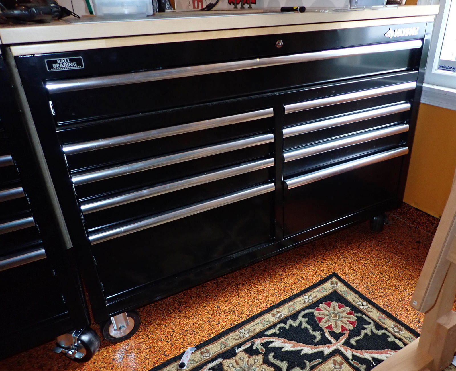 Husky Rolling Tool Box w/ Contents: Approx 18 1/8" x 52 1/8" x 37" tall. Look at the rolling workbench that is being sold ( built special to roll over 2 tool cabinets). Same tool cabinet is being sold in next lot.