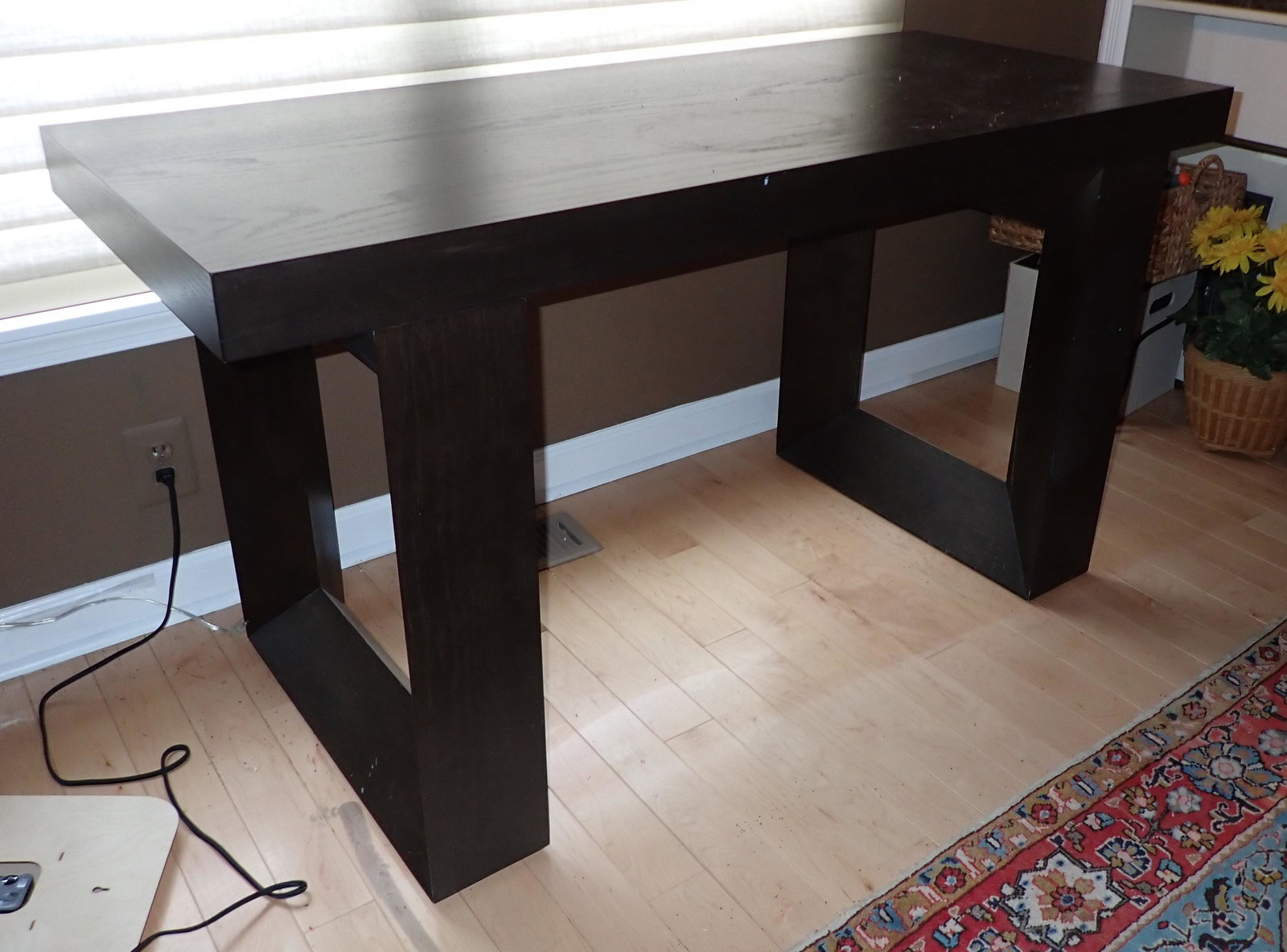 One Drawer Console Table: Approx 24" x 56" x 30 1/2" tall