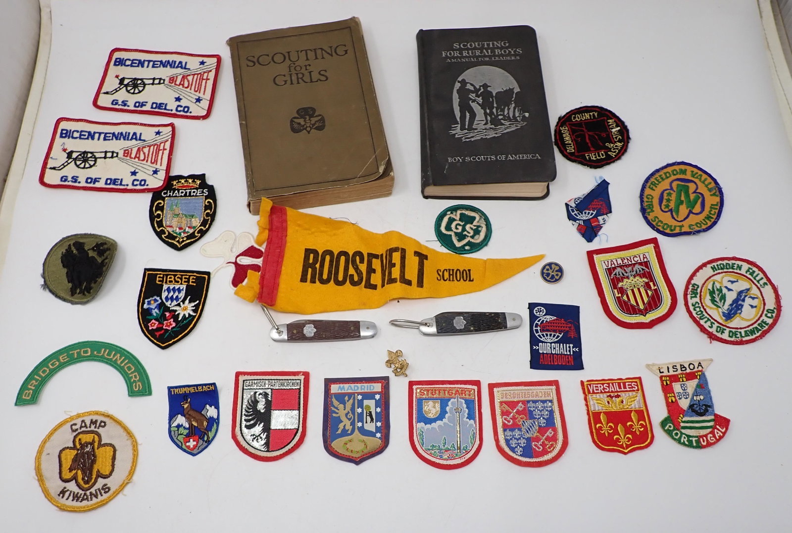 Boy Girl Scout Knives Books Patches: Getting all pictured