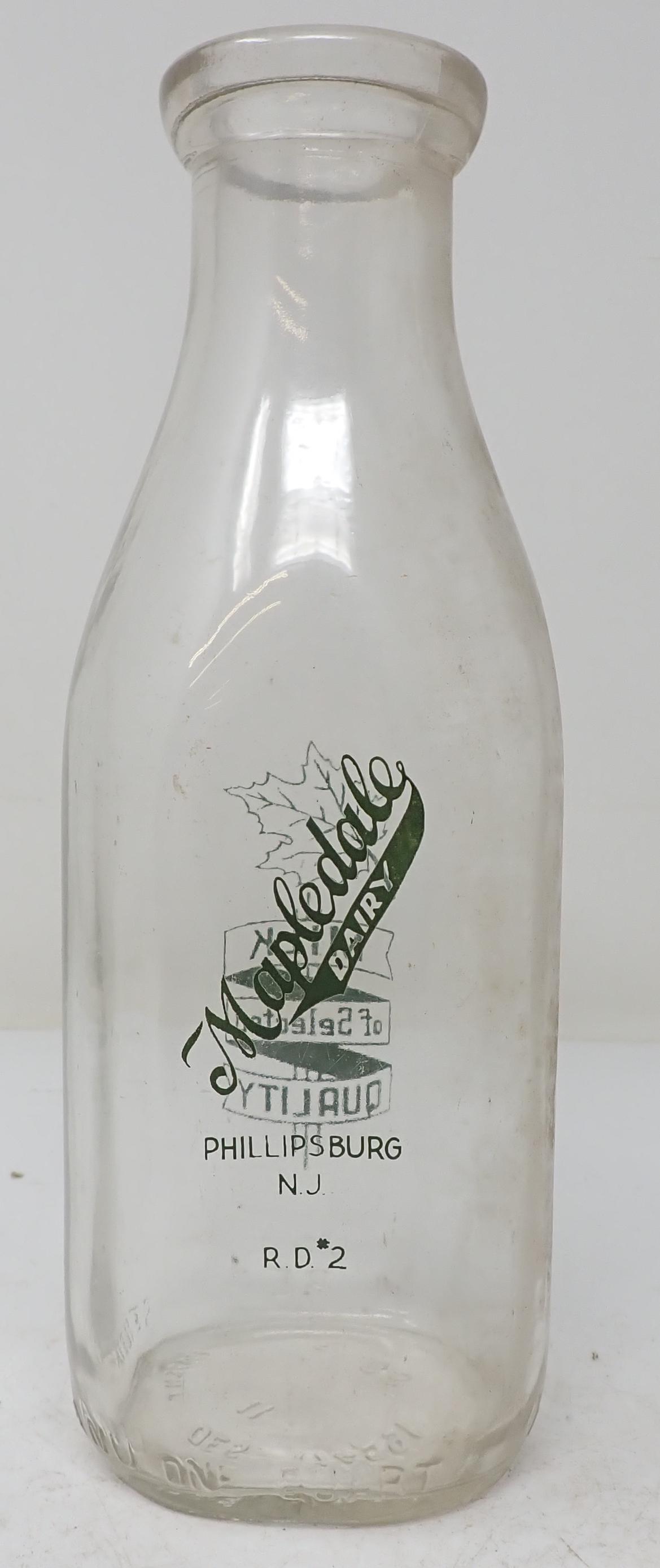 Mapledale Dairy Phillipsburg NJ Quart Milk Bottle: Pyro bottle
