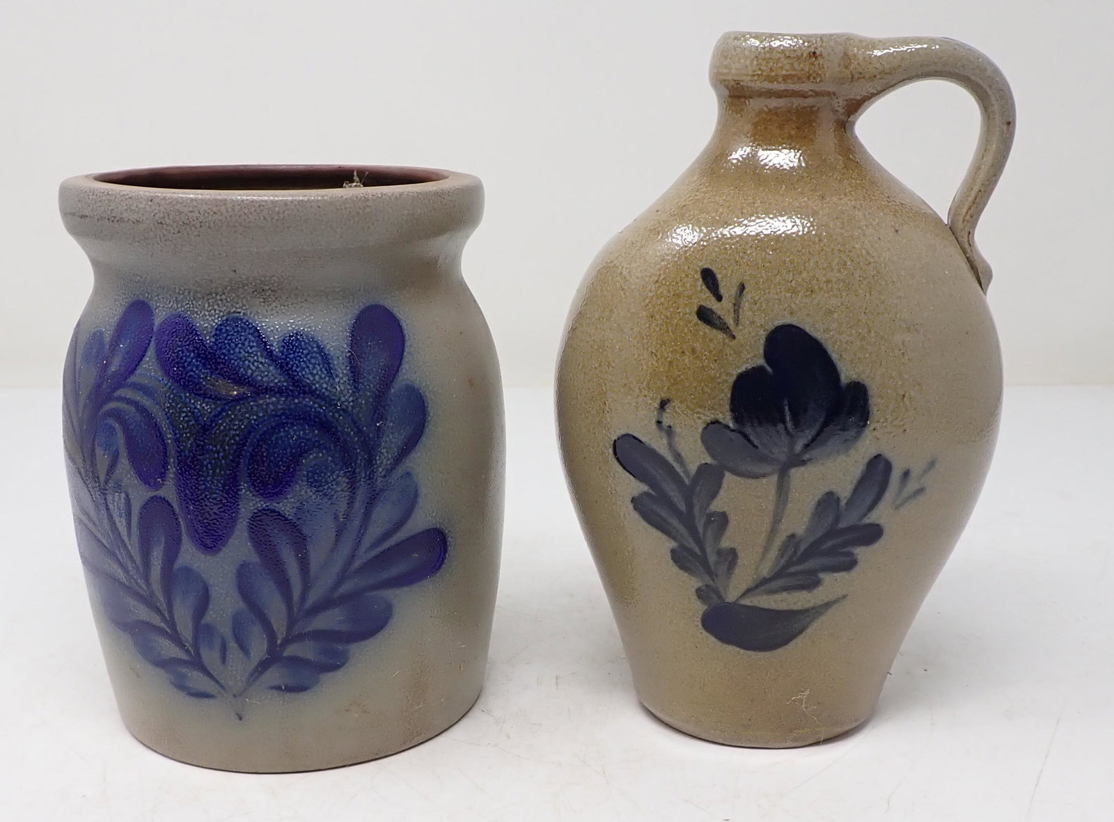 Beaumont Stoneware Crock Rowe Pottery Jug: Crock is apprx 4 1/8" in diameter and 5 1/2" tall