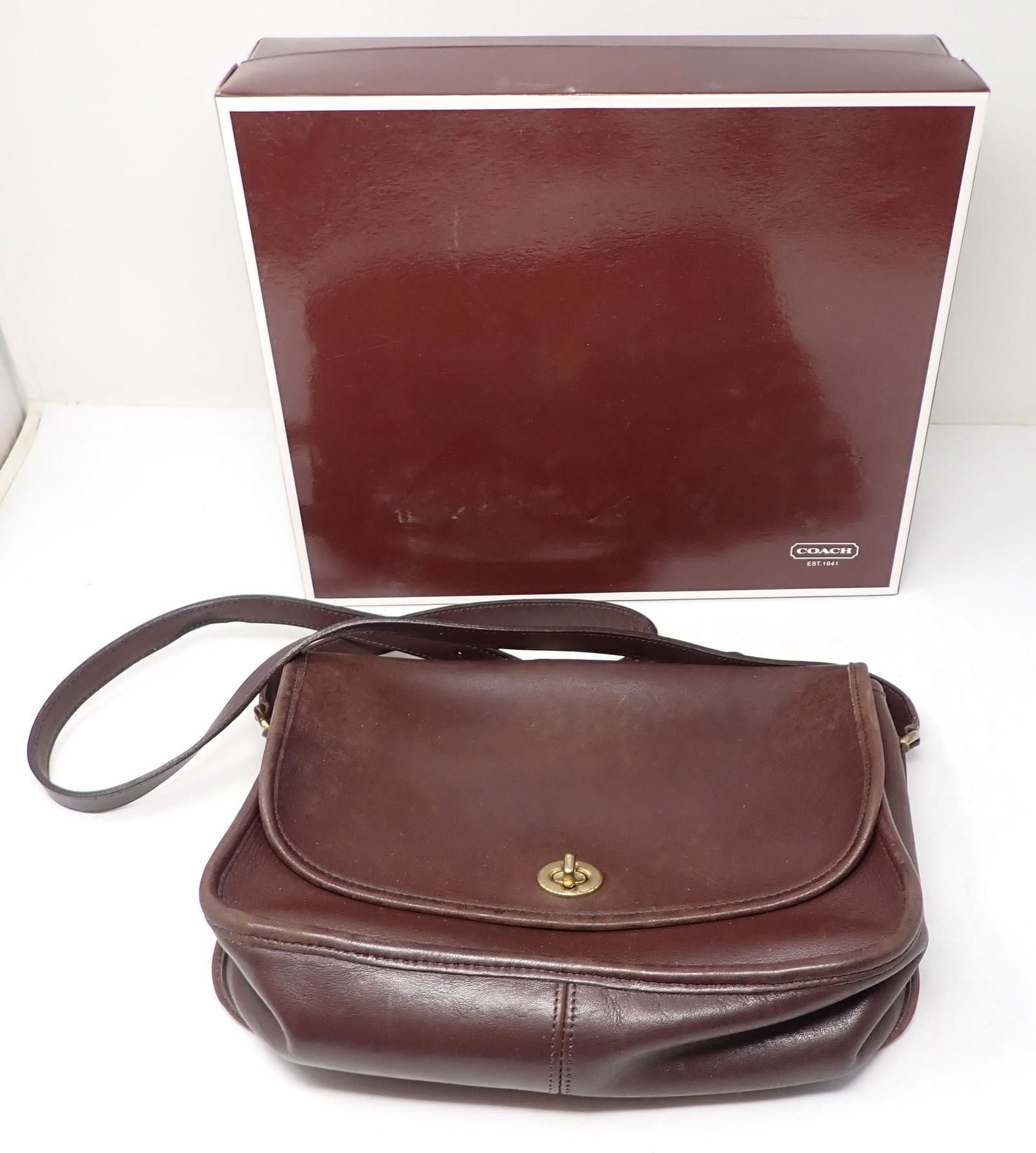 Coach Purse B3X-9790: Approx 11" x 8"