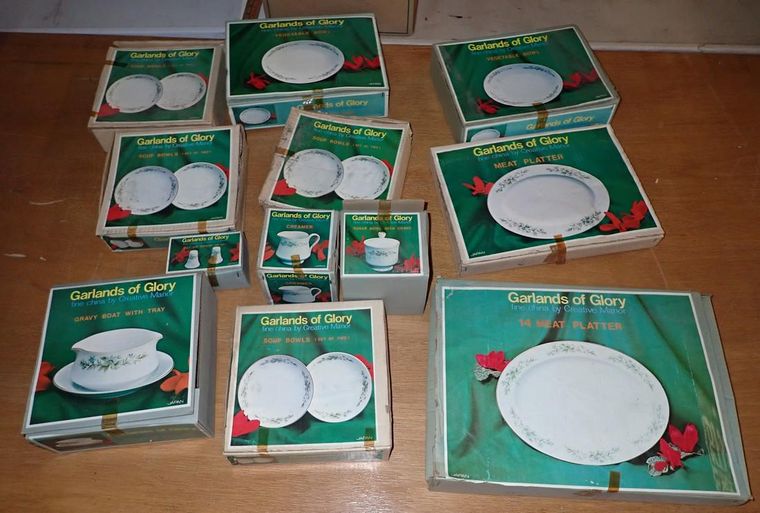 Creative Manor Garlands of Glory China In Orig Boxes: Getting all pictured