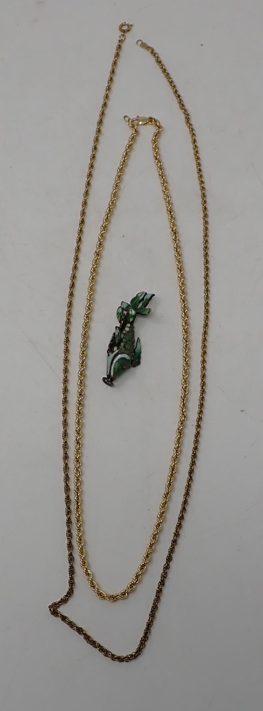 10 & 12 Kt Gold Chains with Fish Charm: Getting all pictured
