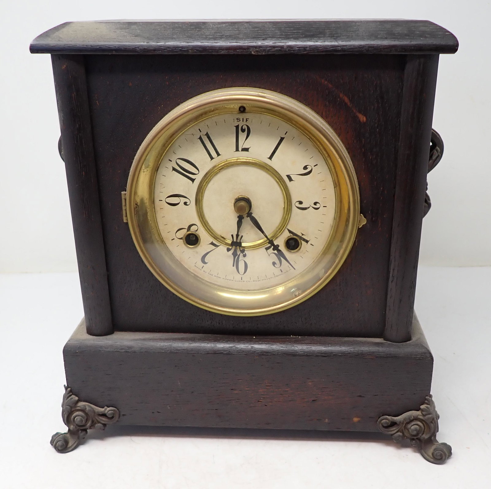 Oak New Haven Mantle Clock: Approx 6" x 11 1/4" x 11 1/2" tall.