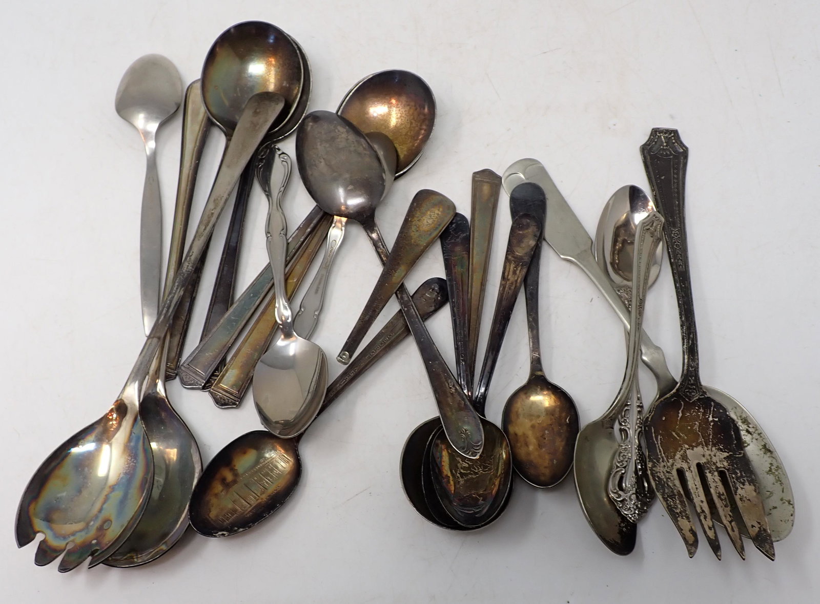 Silverplate Flatware: Getting all pictured