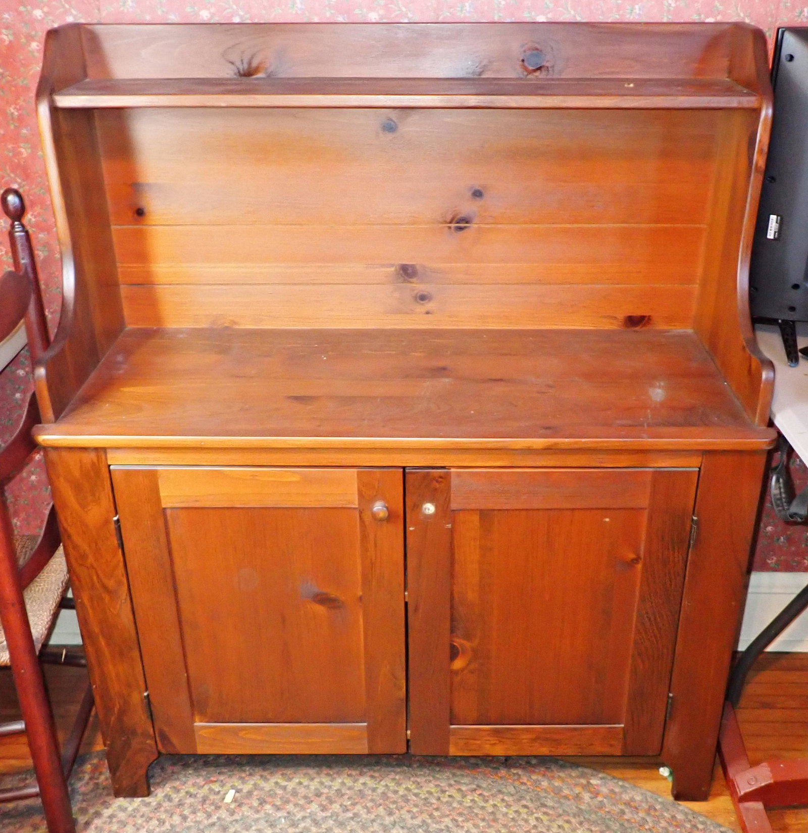 Bucket Bench: Apprx 11 1/2" in diameter and 19 1/2" tall