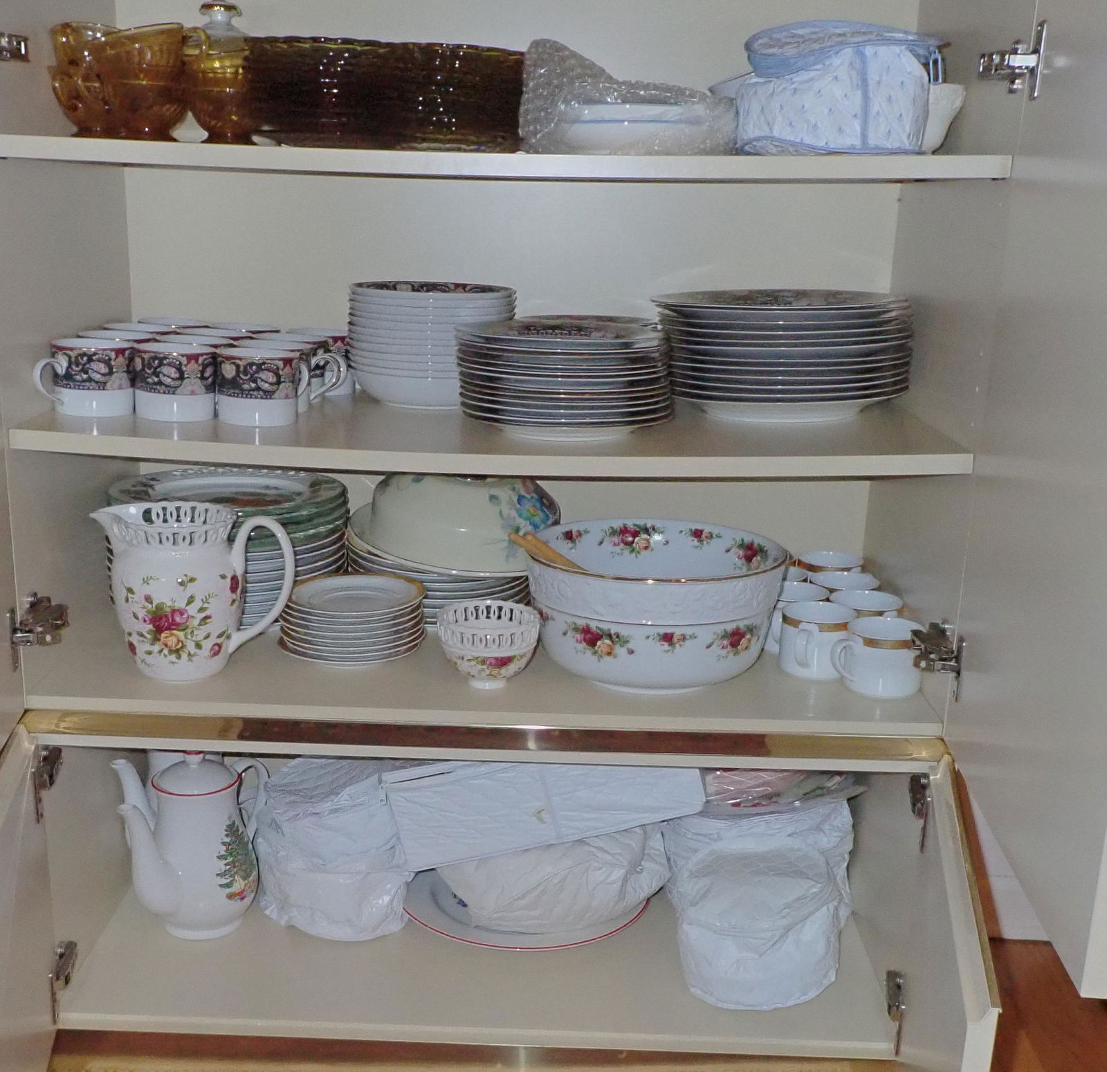 Cuthbertson American Christmas Tree Royal Porcelain (1 of 14)