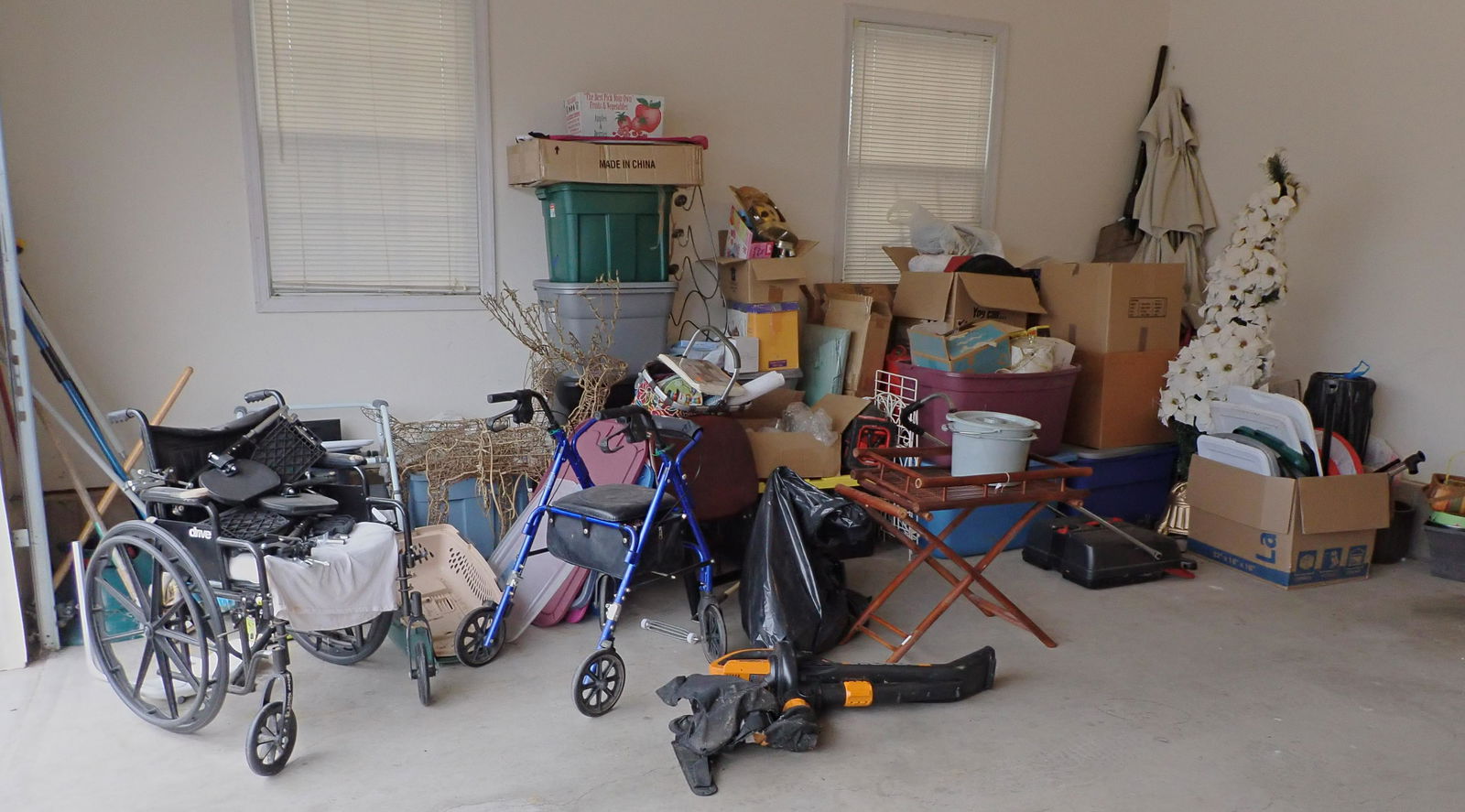 Partial Garage Contents (1 of 15)