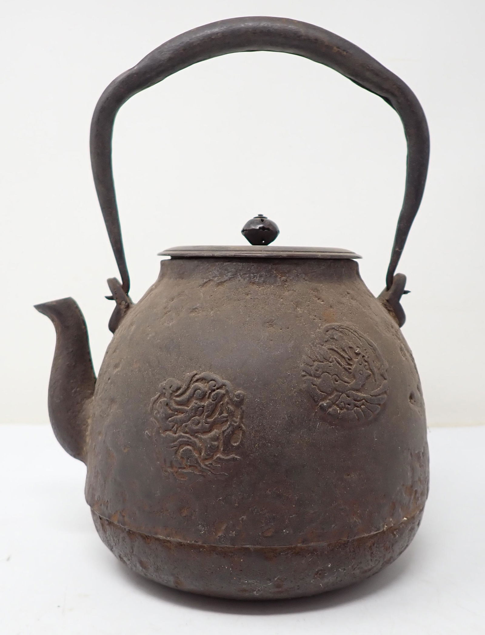 Japanese Tetsubin Metal Teapot Ryubundo Sei (1 of 10)