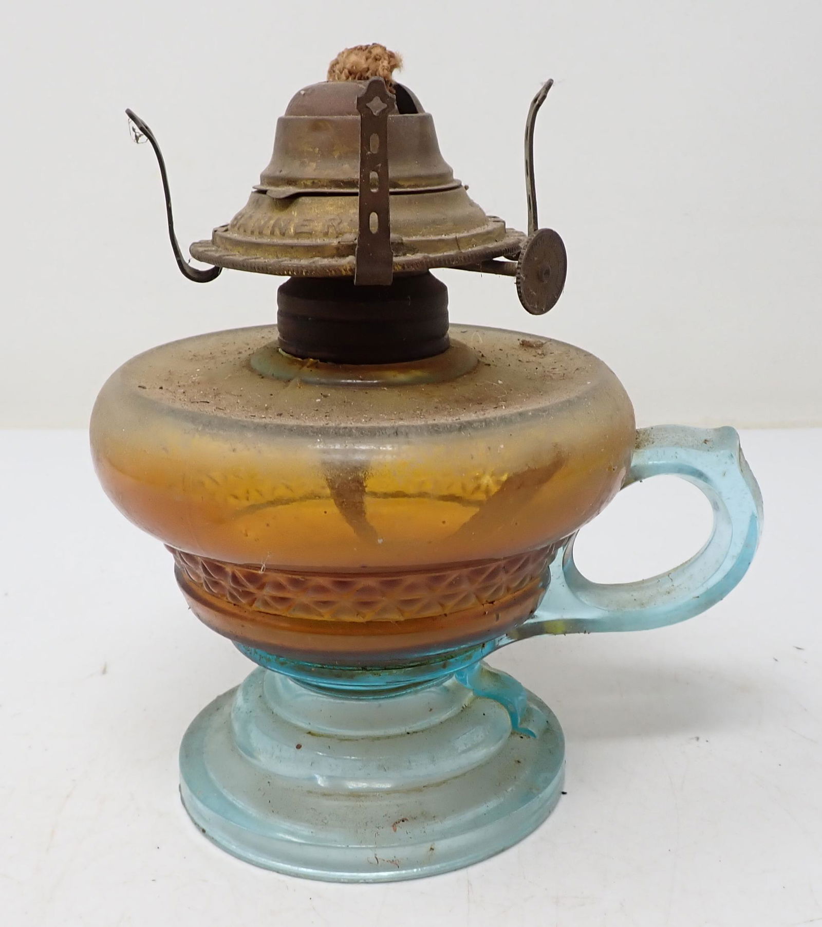 Finger Oil Lamp with Banner Burner: Approx 6 1/4" tall