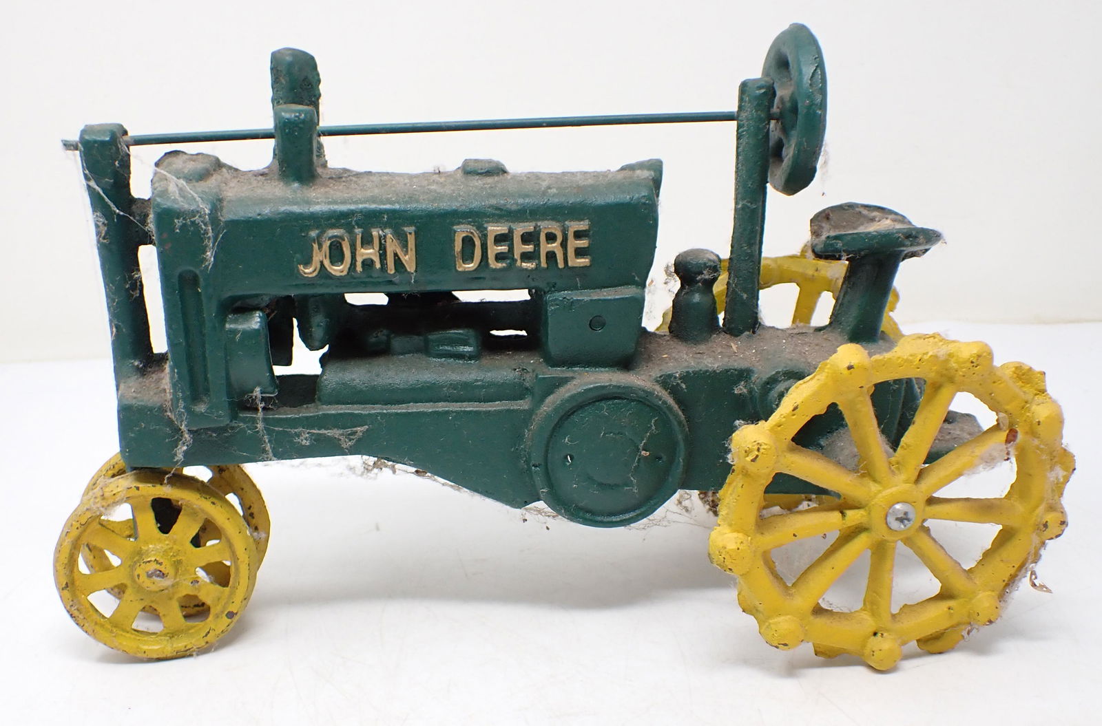 Cast Iron John Deere Tractor (1 of 1)