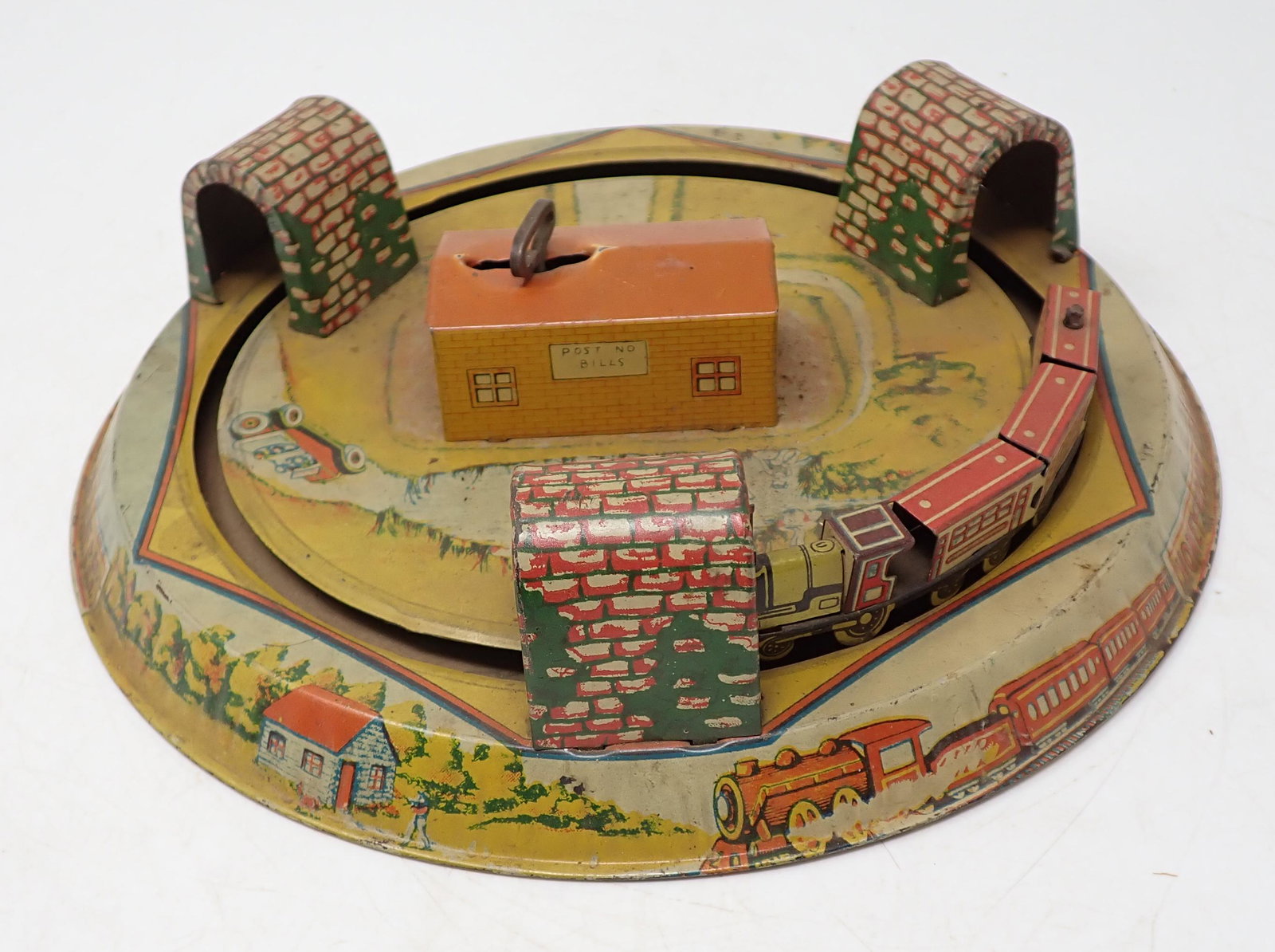 Louis Marx Honeymoon Express Wind Up Train: Approx 9" in diameter
