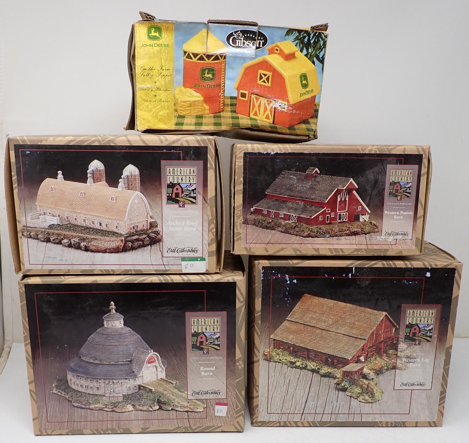 American Country Ertl Barns: Also includes Gibson Salt and Pepper