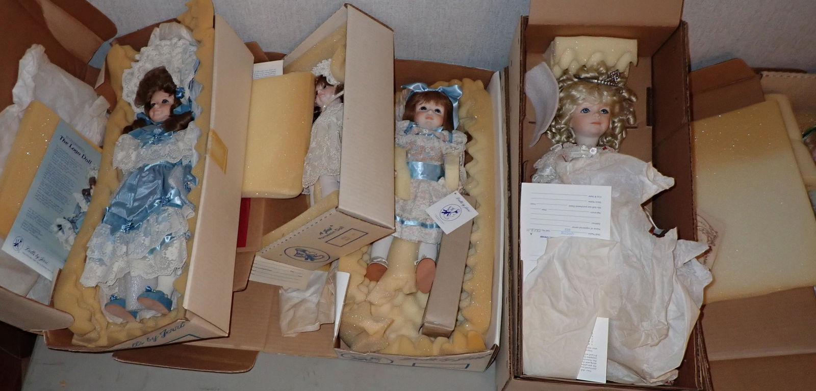 7 Porcelain Dolls by Jerri (1 of 6)