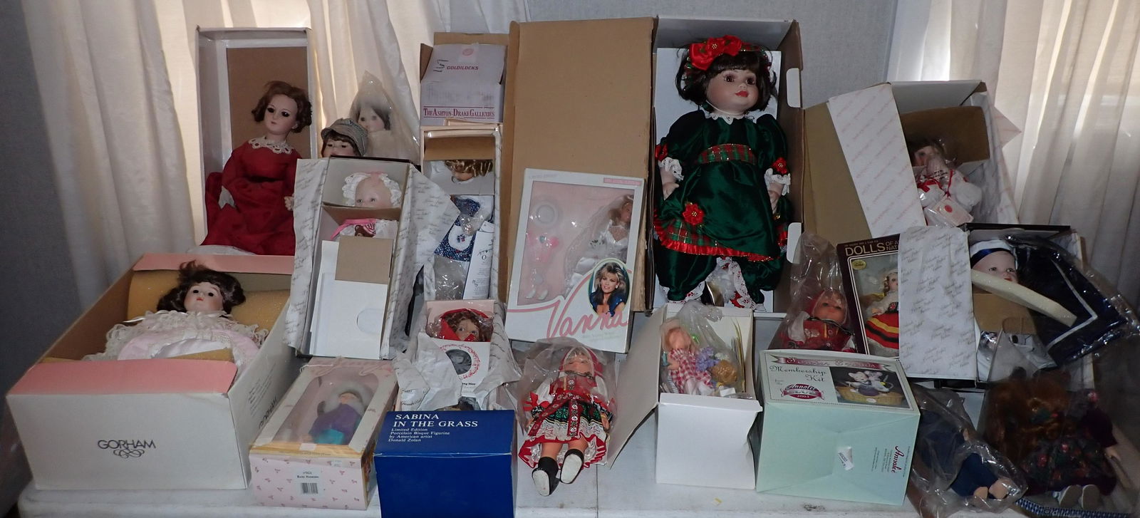 Dolls Zolan Marie Osmond Gorham Ashton Drake (1 of 9)