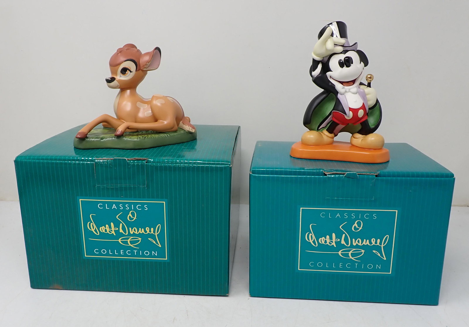 Disney Classics Magician Mickey Bambi: Mickey is apprx 5 1/4" tall