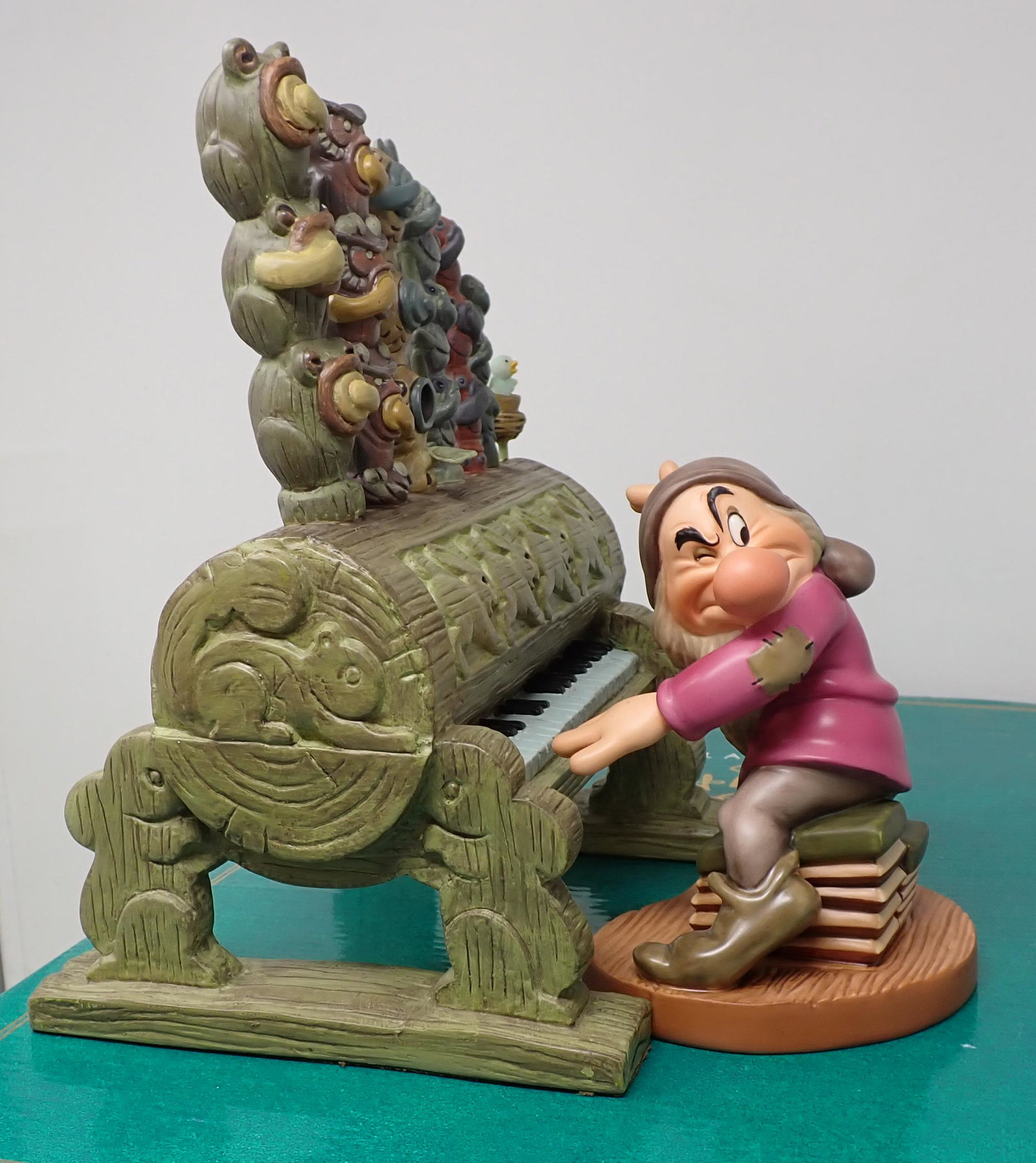 Disney Classics Humph Grumpy 2pc Set Pipe Organ: In original box