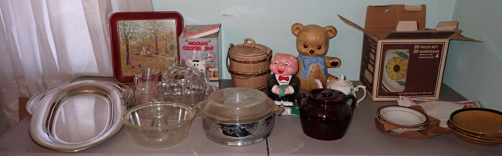 Topaz Stoneware Plates Pyrex Table Contents (1 of 7)