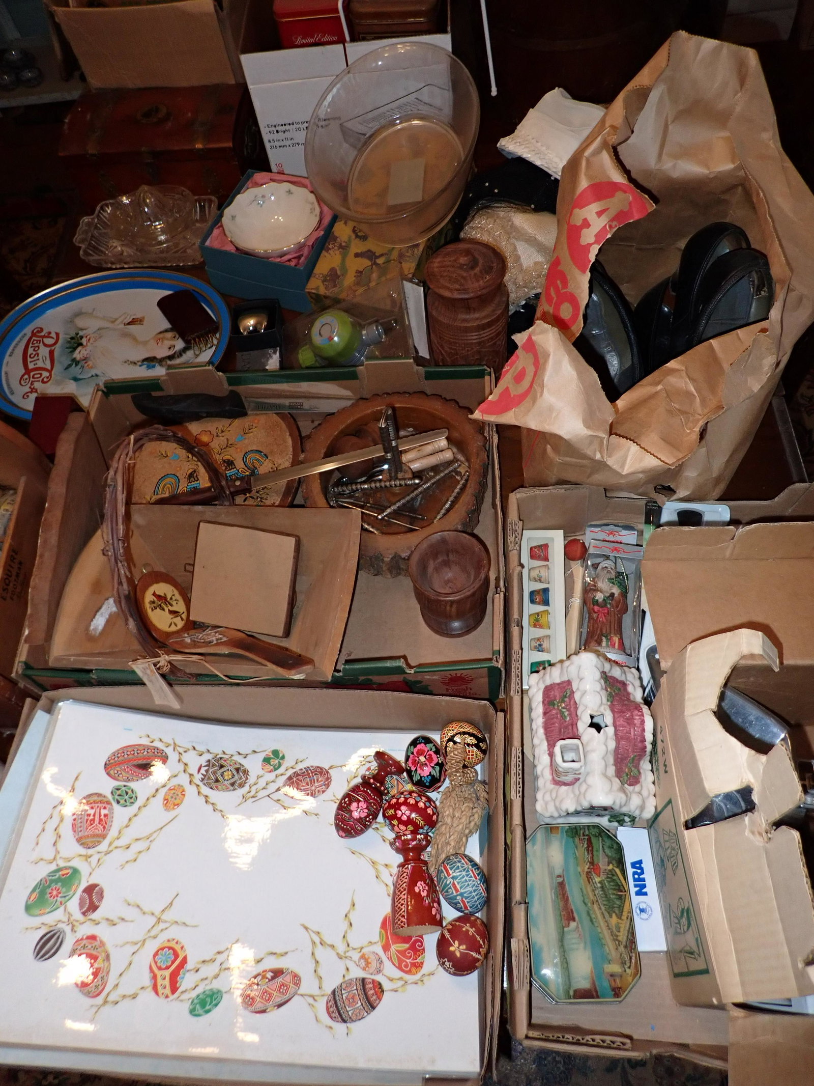 Contents of Table: Getting all on table. Must be picked up before NOON !