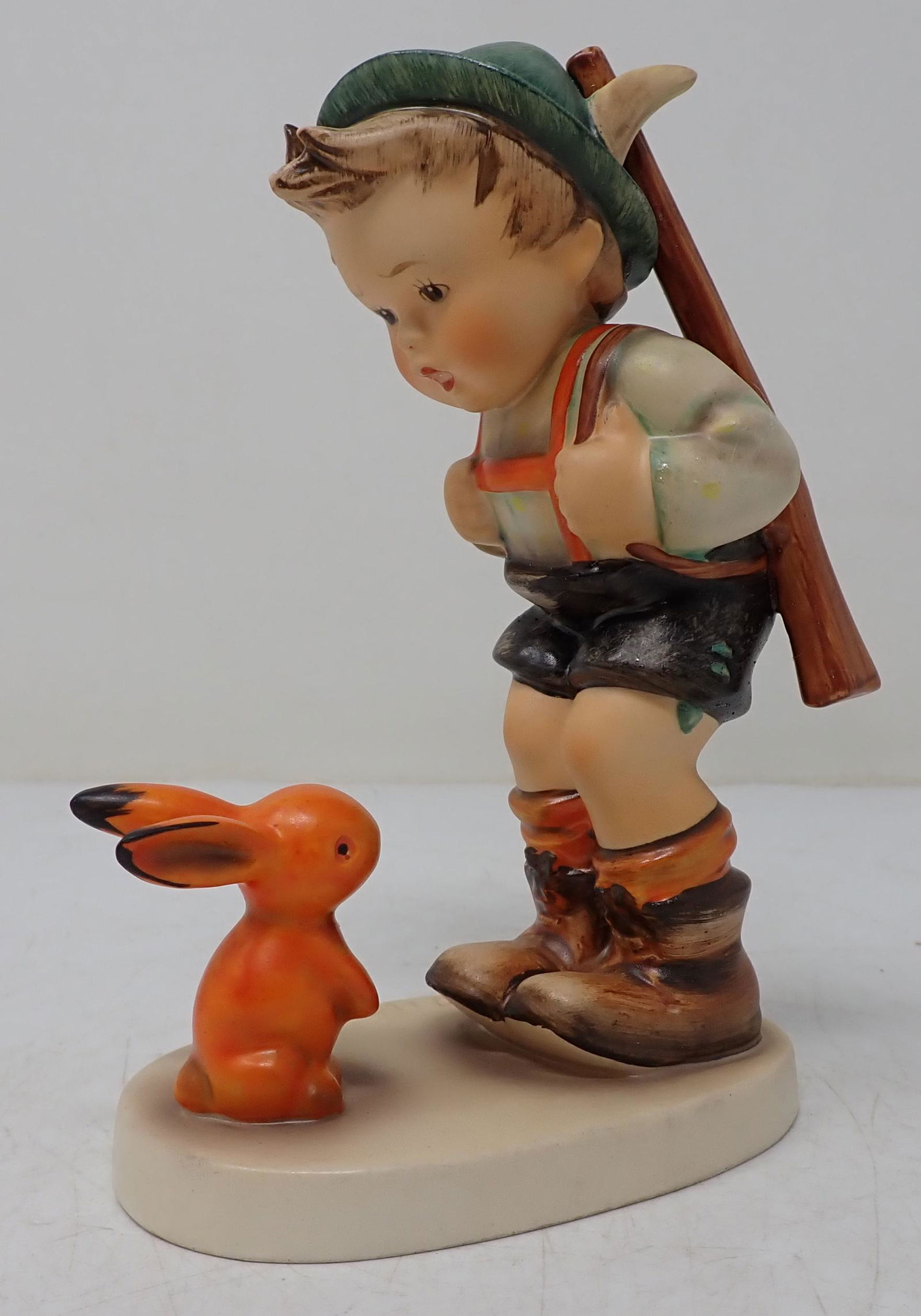 Hummel Goebel Rabbit Hunter (1 of 2)