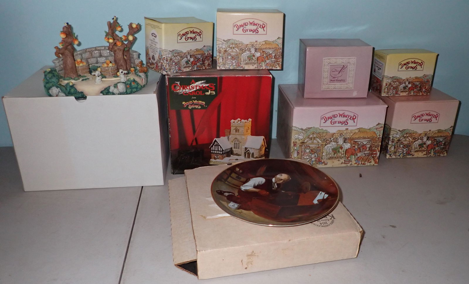 David Winter Cottages Christmas Carol (1 of 9)