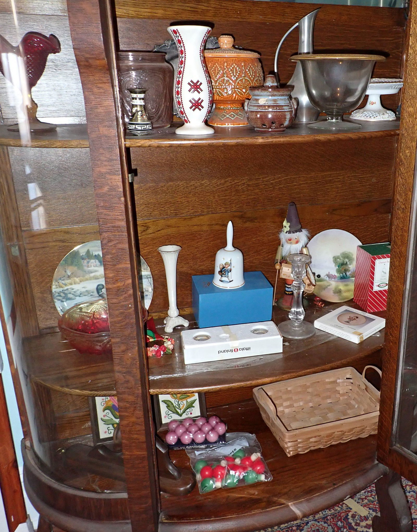 Glassware Collector Plates Misc (1 of 8)