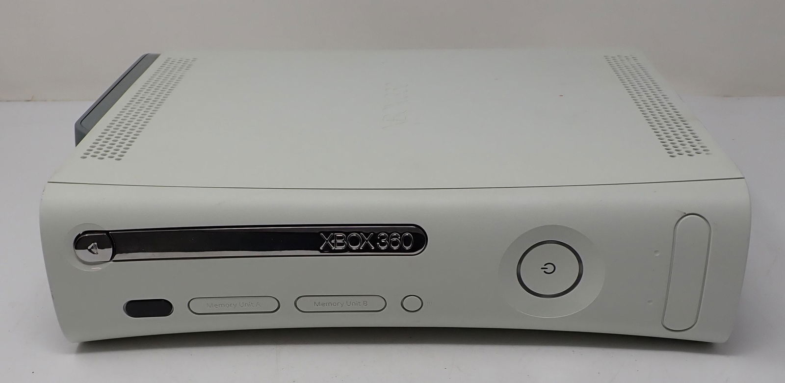 Xbox 360 Game Console (1 of 4)