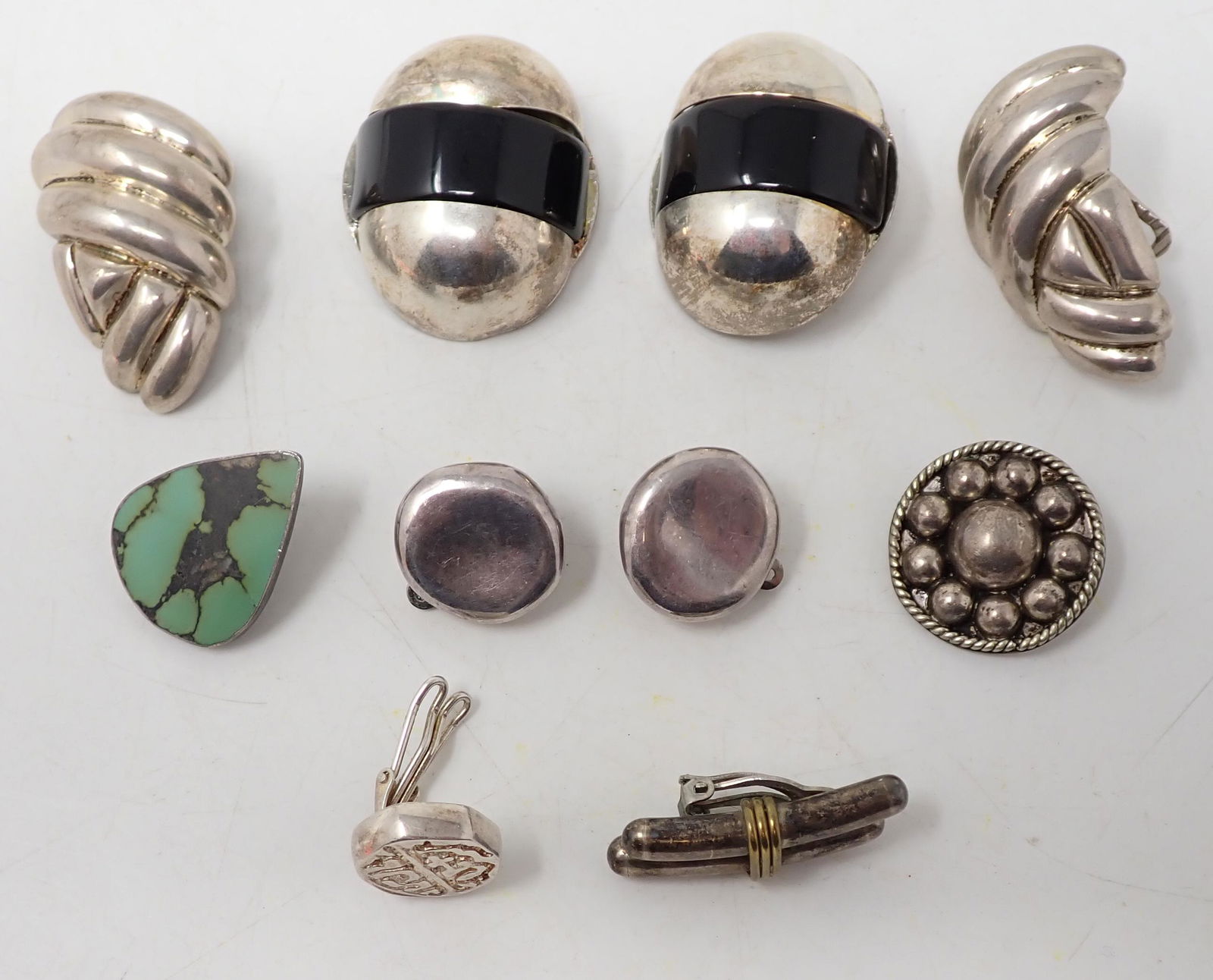 Silver Earrings (1 of 10)