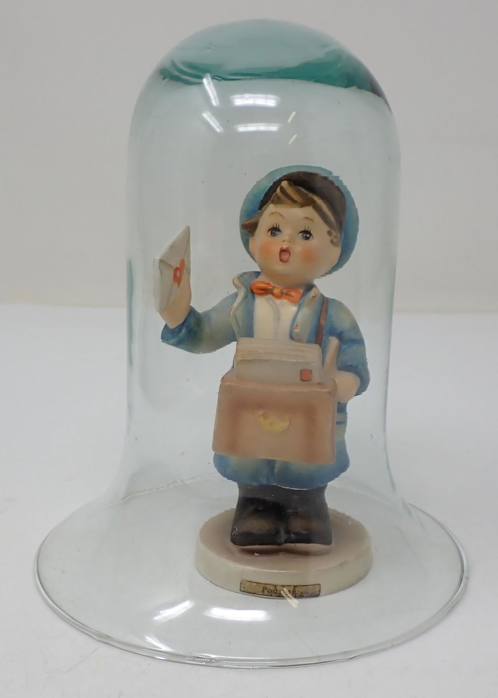 Goebel Hummel Postman No 119 (1 of 3)